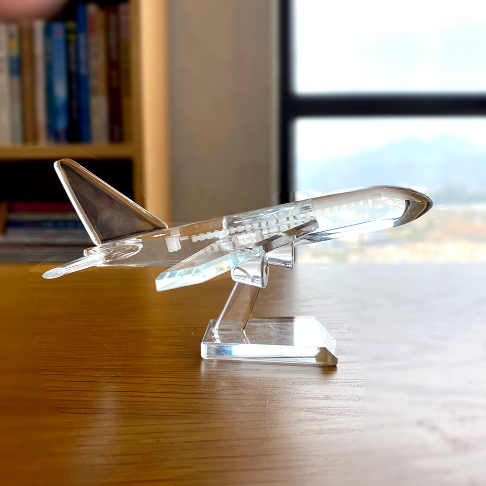Figurine d'avion mignon en cri - Paper Weight Crystal avis et prix