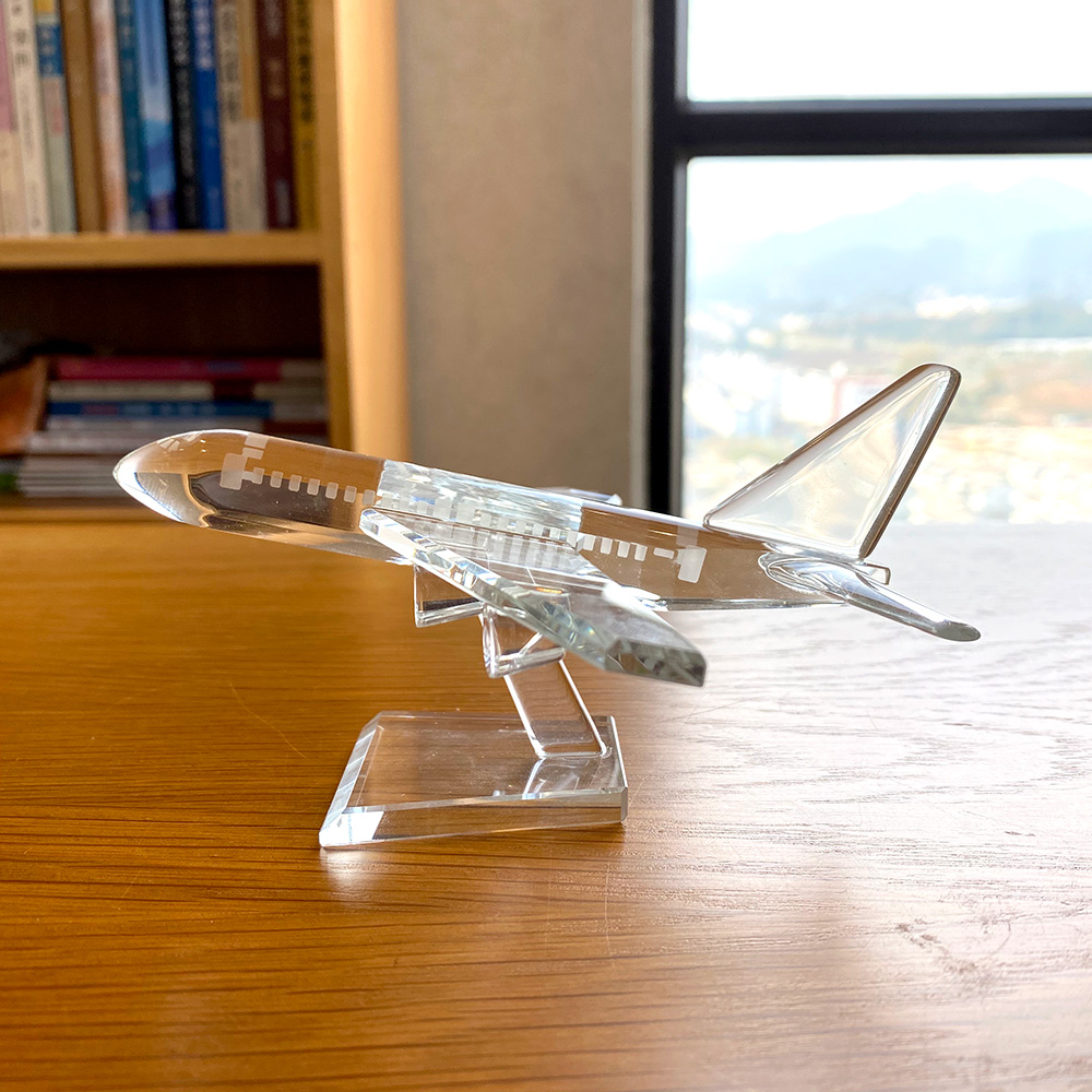 Figurine d'avion mignon en cri - Paper Weight Crystal avis et prix